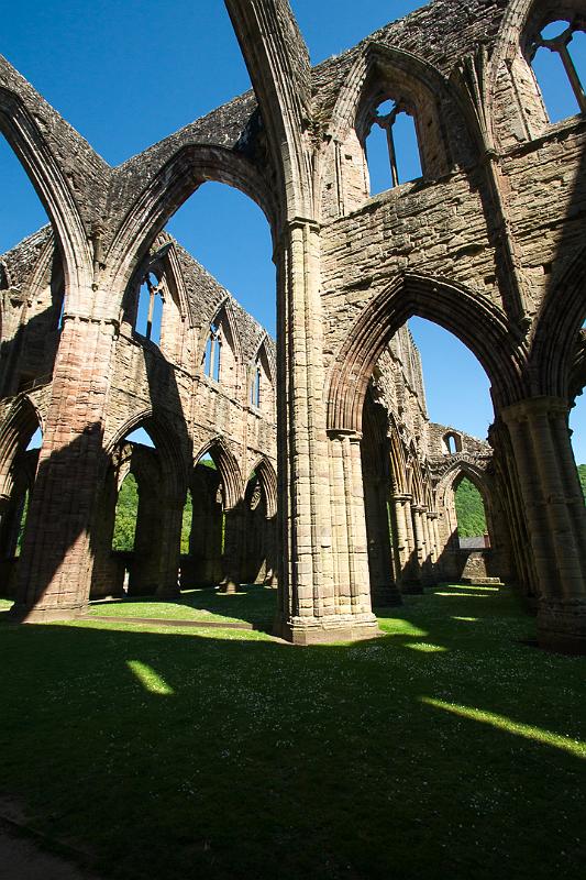 170526_1508_T08973_TinternAbbey_hd.jpg - Tintern Abbey