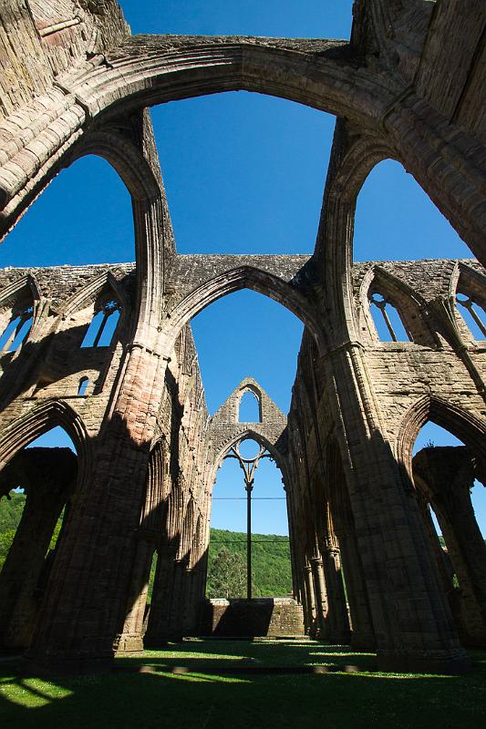 170526_1549_T09009_TinternAbbey_hd.jpg - Tintern Abbey