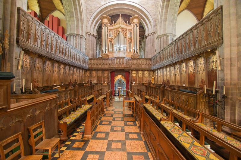 170526_0918_T08886_StDavids_hd.jpg - Wales, St Davids Cathedral