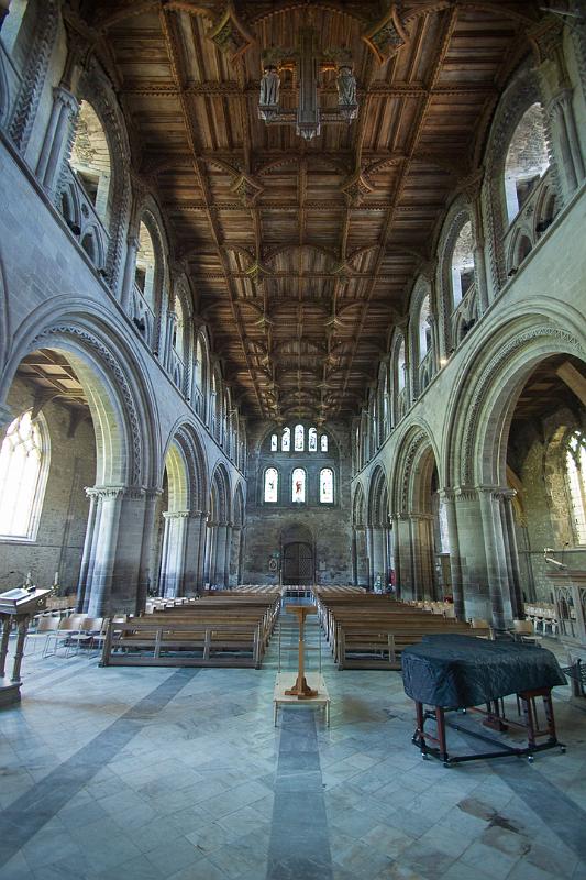 170526_0934_T08906_StDavids_hd.jpg - Wales, St Davids Cathedral