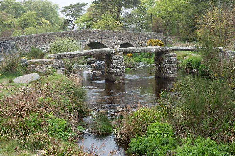 170513_1643_T09517_Dartmoor_hd.jpg - Dartmoor: Clapper Bridge in Postbridge