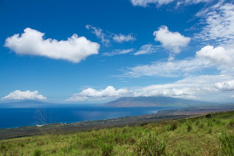 150614_1201_T04007_HI37.jpg - Piilani Highway (Hwy. 31), Blick auf Kihei und West Maui