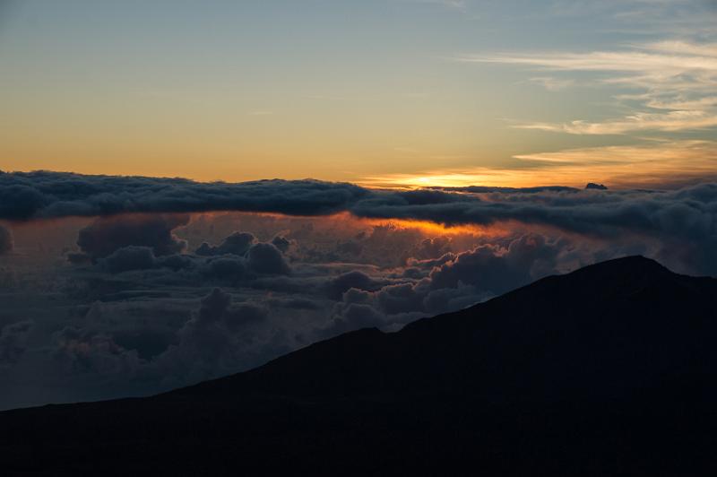 150615_0543_T04120_Haleakala.jpg - Haleakala, kurz vor Sonnenaufgang