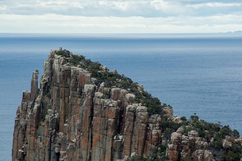 121231_1448_A06507_Wughalee-BareKnoll_Pillar_fhd.jpg - Am Cape Pillar: Blick von The Abyss auf The Blade