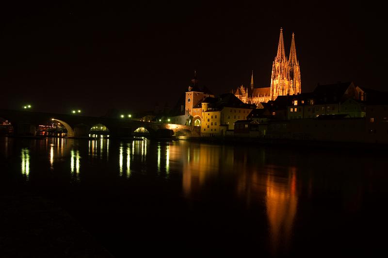 100402_T1066_Regensburg.jpg - Regensburg bei Nacht