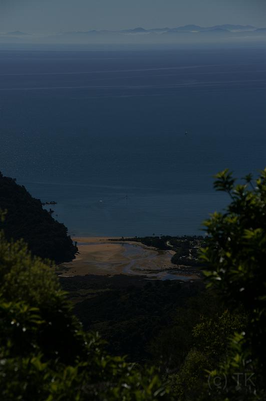 PICT9A0747_090108_AbelTasman2.JPG - Blick von Gibb's Hill auf Totaranui