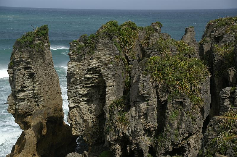 PICT9A0422_090102_Punakaiki.jpg - Pancake Rocks, Punakaiki National Park