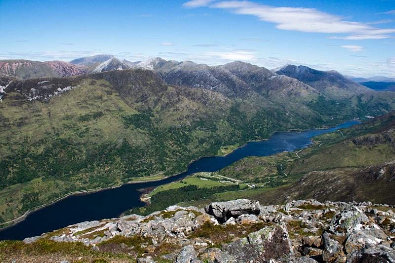 160602_1322_A01119_PapOfGlencoe_hd.jpg - Gipfelblick vom Pap of Glencoe auf Loch Leven