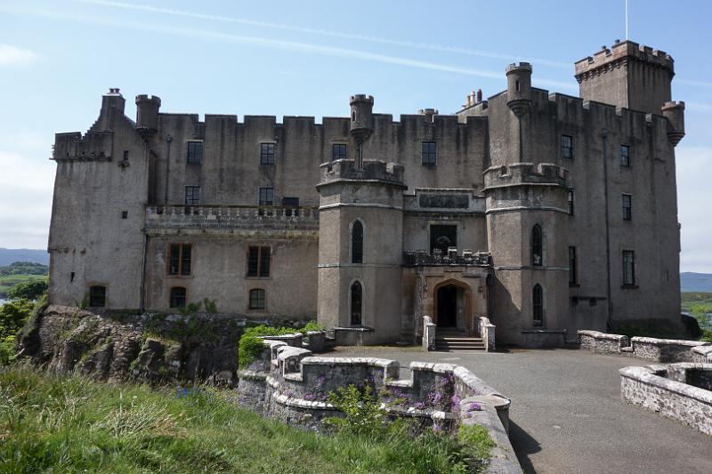 160608_1255_T07511_DunveganCastle_hd.jpg - Dunvegan Castle