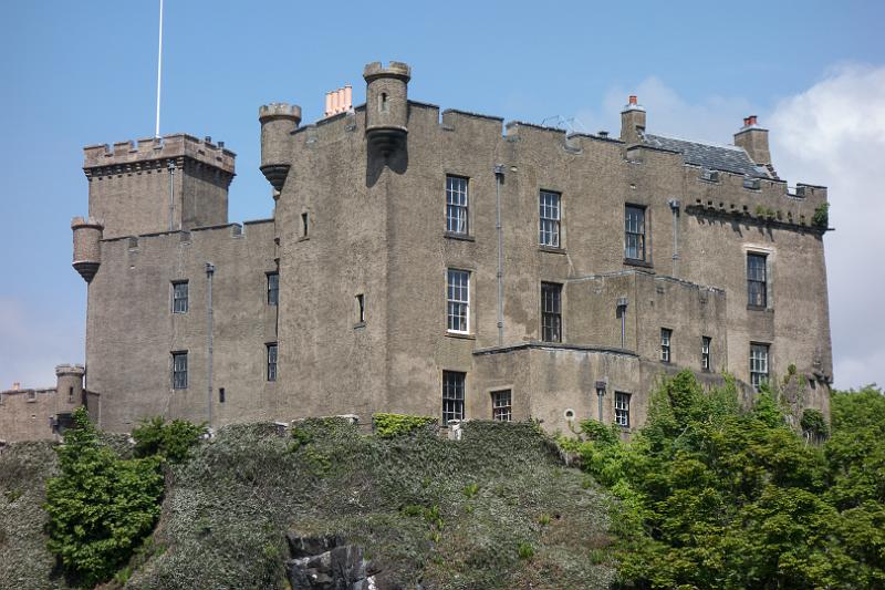 160608_1357_T07546_DunveganCastle_hd.jpg - Dunvegan Castle