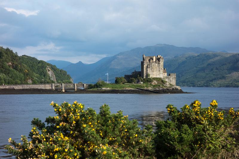 160609_1921_T07659_EileanDonanCastle_hd.jpg - Eilean Donan Castle