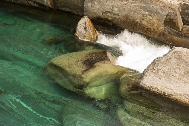 170923_1152_T00971_ValVerzasca_hd.jpg - Val Verzasca zwischen Piee (Brione) und Lavertezzo